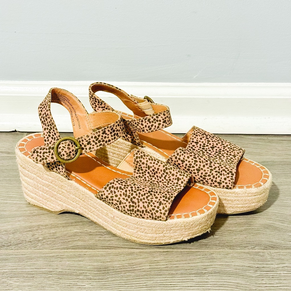 Universal Thread Women's Cheetah Print Espadrille Sandal